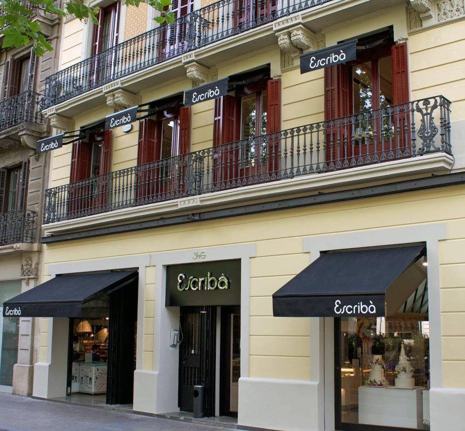 Fachada del edificio de la Gran Via de les Corts Catalanes 546, en Barcelona